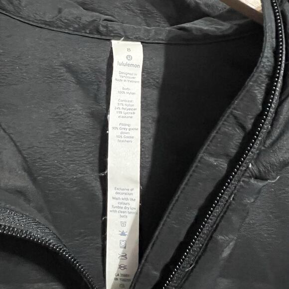 Lululemon Jacket Sz 8 Medium Down and Around Hood Black Fitted Stretch - Picture 6 of 10